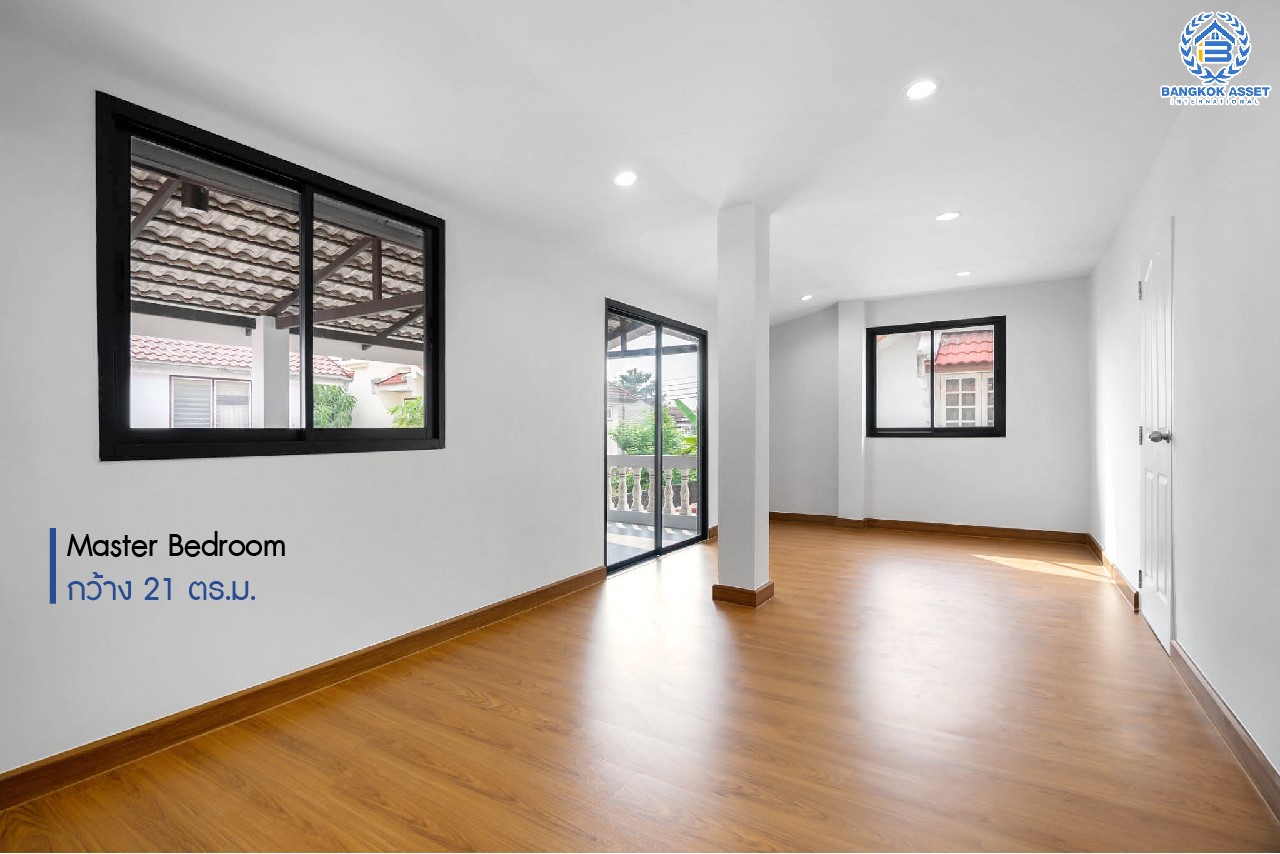 บ้านมือสองตกแต่งใหม่ ม.ลานทอง ติวานนท์-ปากเกร็ด เนื้อที่ 54 ตร.ว. ฟังก์ชั่น 4 ห้องนอน 2 ห้องน้ำ 2 ที่จอดรถ สะดวกทุกการเดินทาง บนทำเลติด ถ.ติวานนท์ ใกล้เซ็นทรัล และทางด่วน "แจ้งวัฒนะ" และเพียง 5 นาทีถึง "ห้าแยกปากเกร็ด"